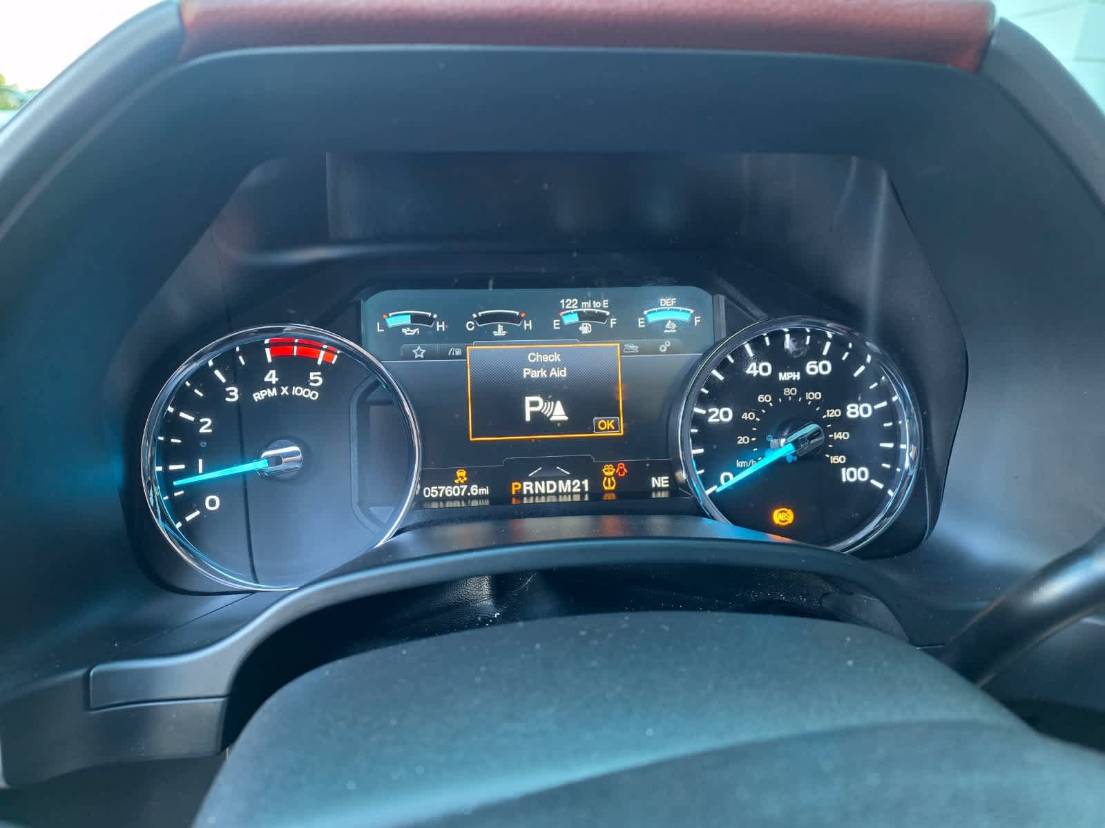 Used 2019 Ford F250 Platinum w/ Platinum Ultimate Package AWD/4WD image 2