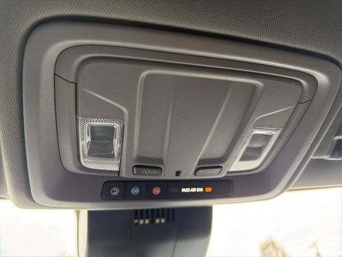 Used 2022 Chevrolet Silverado 1500 LT w/ Protection Package image 18