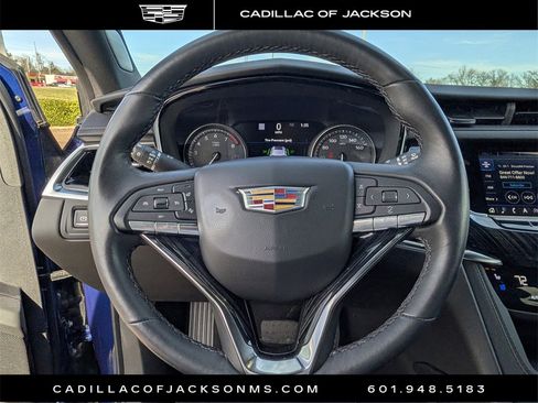 Certified 2024 Cadillac XT6 Premium Luxury w/ Technology Package image 10