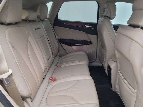 Used 2017 Lincoln MKC Select w/ Select Plus Package FWD image 19