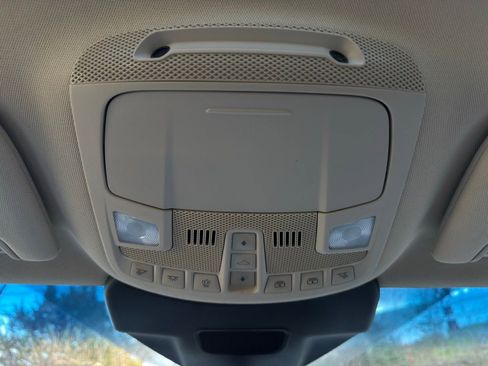 Used 2020 Lincoln Nautilus Reserve image 15