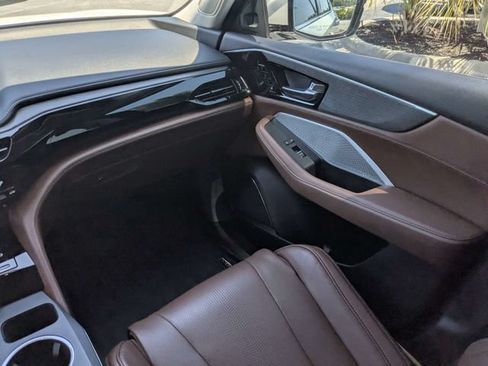 Used 2022 Acura MDX SH-AWD w/ Advance Package image 19