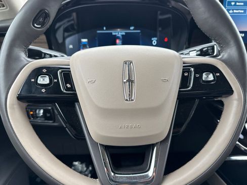 Certified 2023 Lincoln Corsair Reserve w/ Equipment Group 201A AWD/4WD image 23