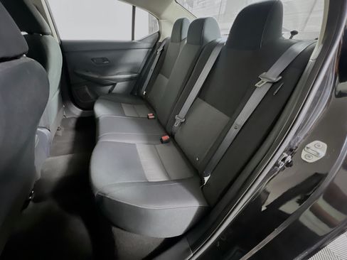 Used 2024 Nissan Sentra SV FWD image 28