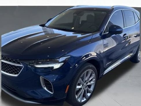 Used 2023 Buick Envision Avenir FWD image 2