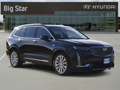 Used 2023 Cadillac XT6 Premium Luxury w/ Technology Package image 6