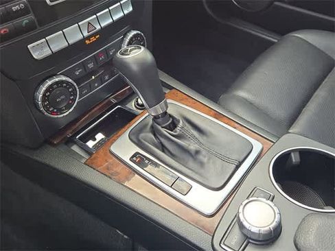 Used 2014 Mercedes-Benz C 250 Sedan image 30