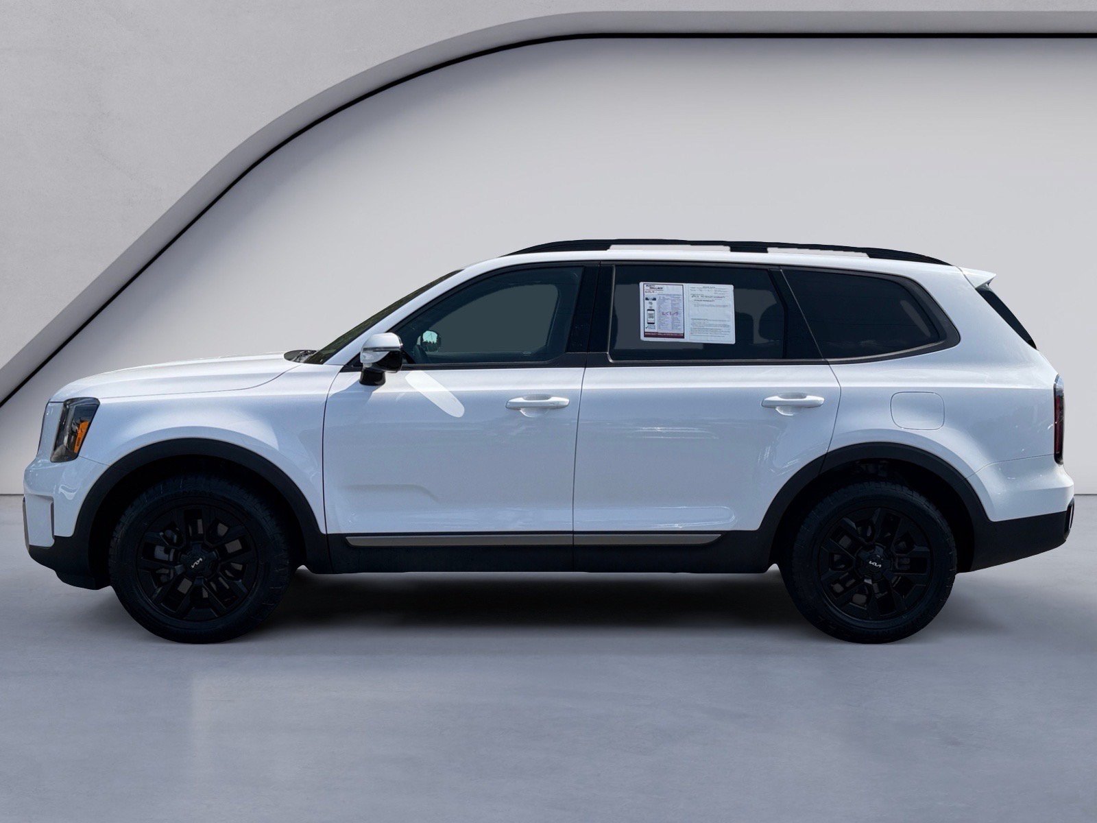 Used 2023 Kia Telluride SX Prestige X-Pro AWD/4WD image 2