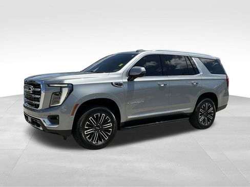 Used 2025 GMC Yukon Elevation AWD/4WD image 2