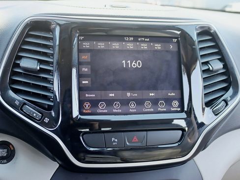 Used 2019 Jeep Cherokee Limited AWD/4WD image 22