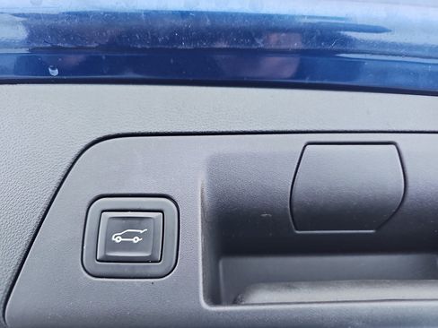 Used 2023 Buick Envision Avenir image 13