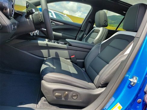 New 2024 Chevrolet Blazer EV LT image 6