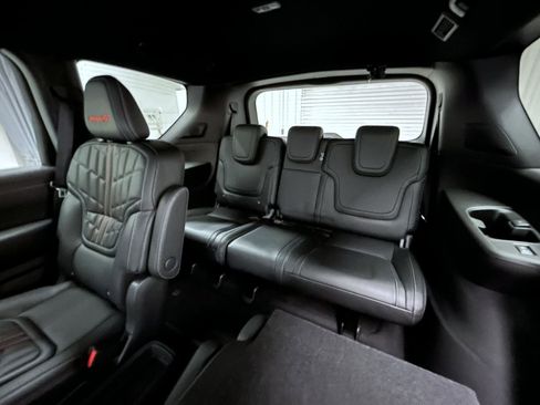 New 2026 Nissan Armada PRO-4X w/ Captain's Chari Seat Package AWD/4WD image 11