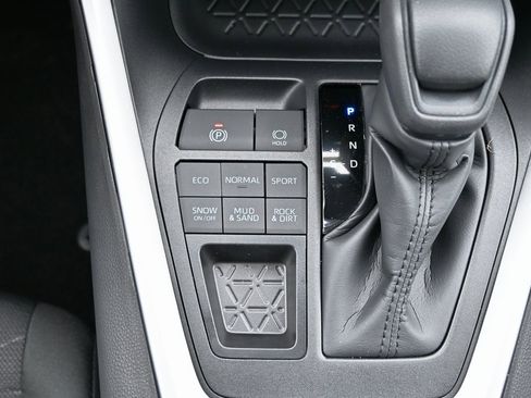 New 2025 Toyota RAV4 XLE image 26