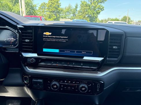 New 2026 Chevrolet Silverado 1500 RST w/ Redline Edition AWD/4WD image 19