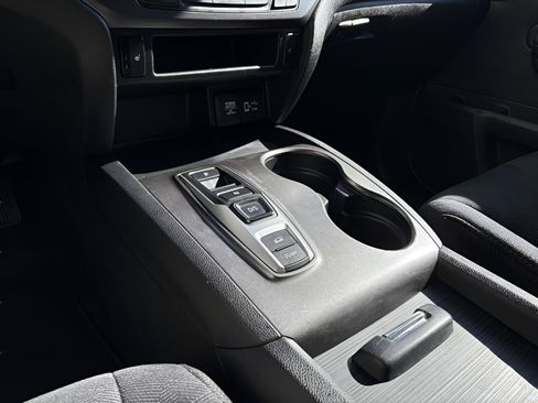 Certified 2022 Honda Pilot Sport image 27