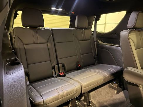 Used 2022 Chevrolet Tahoe RST w/ Luxury Package image 34