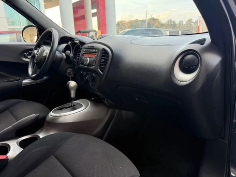 Used 2013 Nissan Juke S image 19