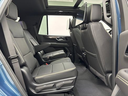 New 2026 GMC Yukon Elevation w/ Elevation Premium Package AWD/4WD image 43