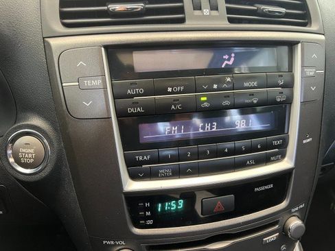 Used 2011 Lexus IS 250 AWD w/ Premium Pkg Value Edition image 19