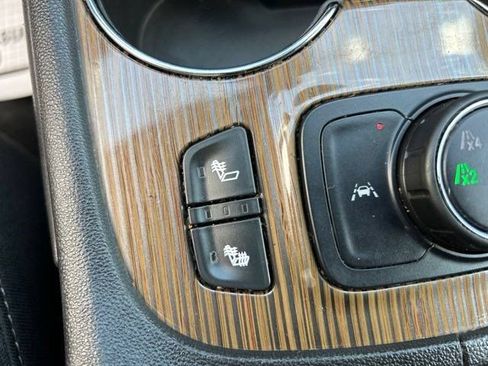 Used 2021 GMC Acadia SLE w/ Driver Convenience Package AWD/4WD image 33