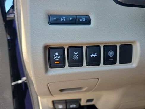 Certified 2024 Nissan Murano Platinum w/ Cargo Package AWD/4WD image 33