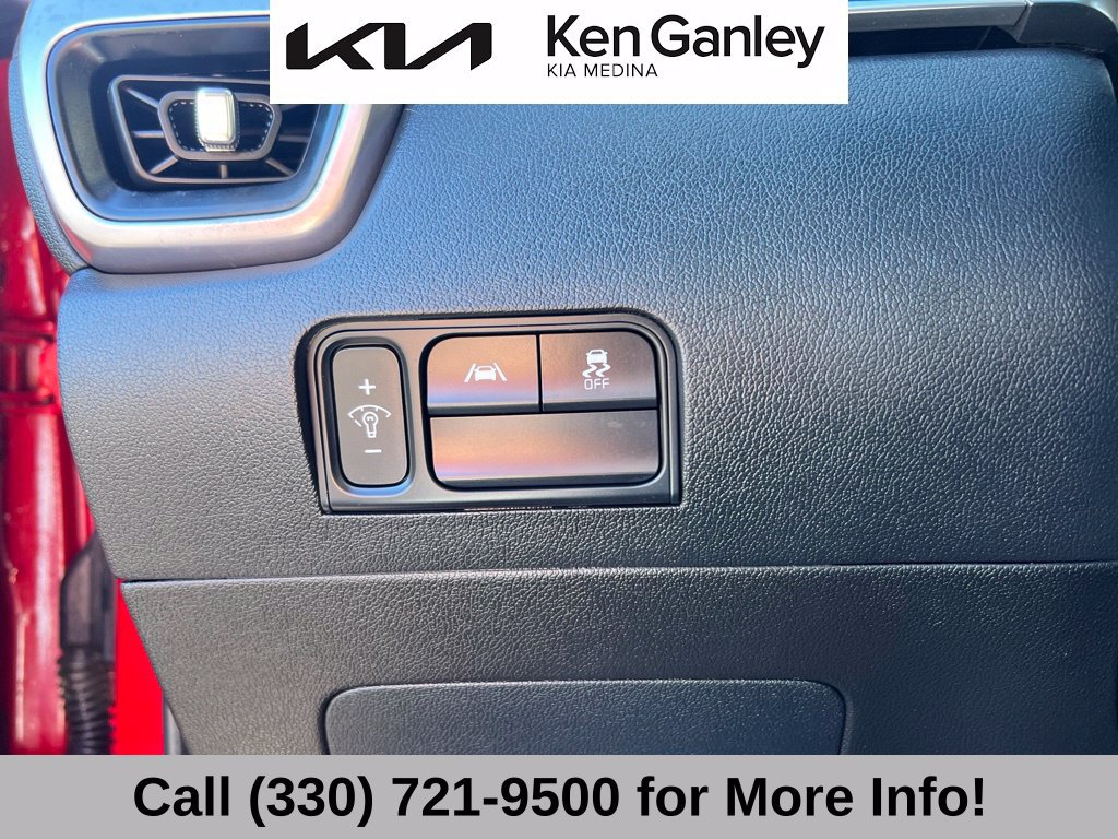 Certified 2022 Kia Sorento S AWD/4WD image 27