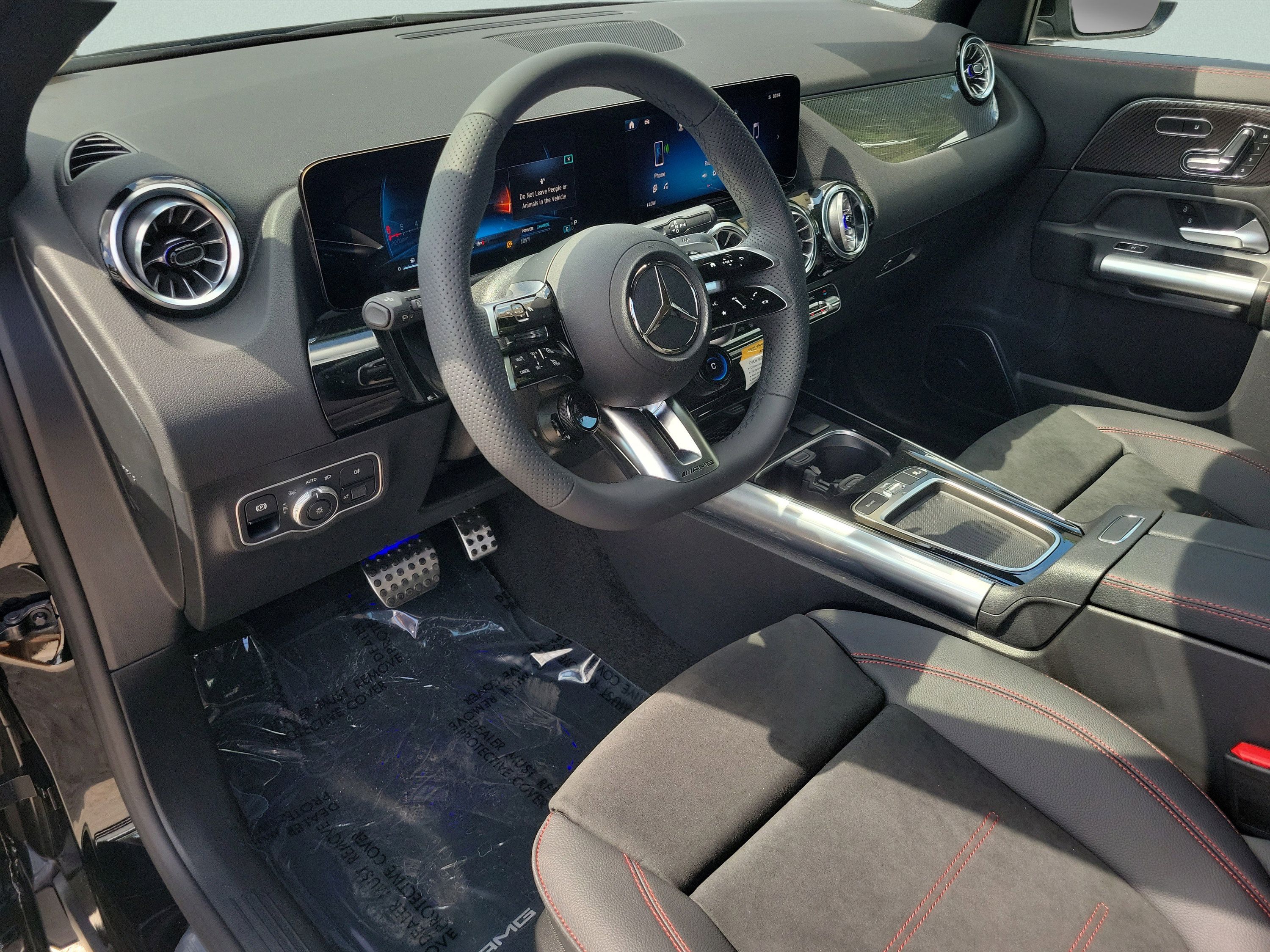 New 2026 Mercedes-Benz GLA 35 AMG 4MATIC image 18