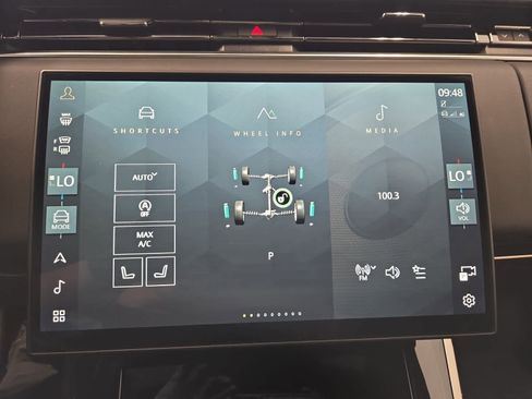 Used 2024 Land Rover Range Rover Sport Dynamic SE image 21