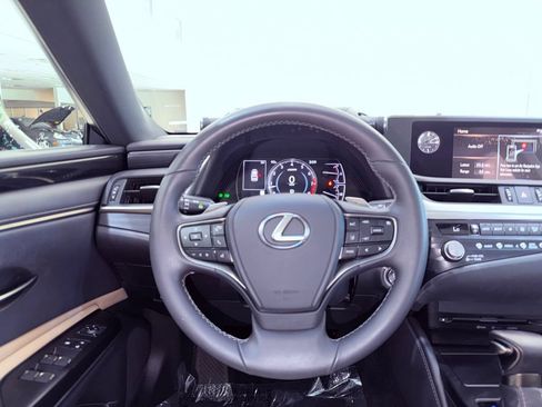 Used 2021 Lexus ES 350 w/ Accessory Package FWD image 17
