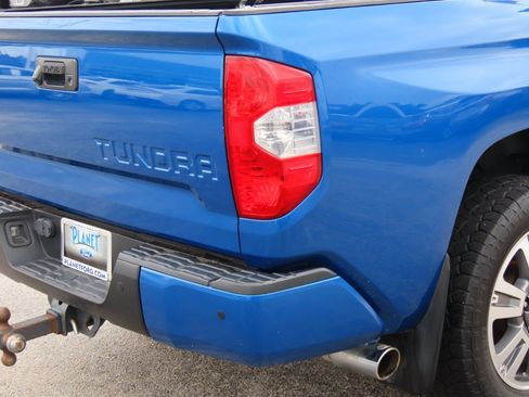 Used 2018 Toyota Tundra 1794 Edition image 12