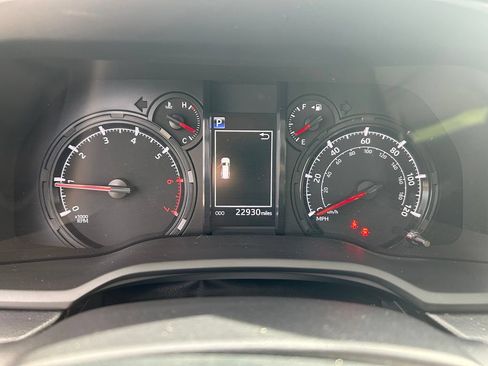 Used 2023 Toyota 4Runner SR5 Premium w/ Moonroof Package AWD/4WD image 14