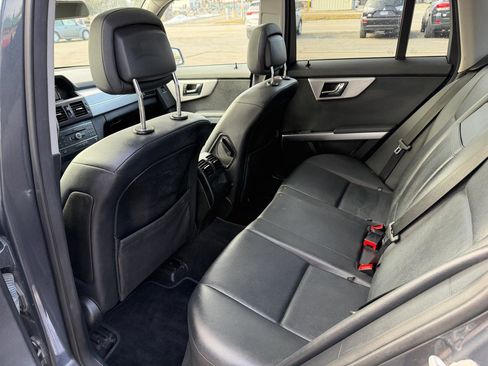 Used 2010 Mercedes-Benz GLK 350 4MATIC image 13