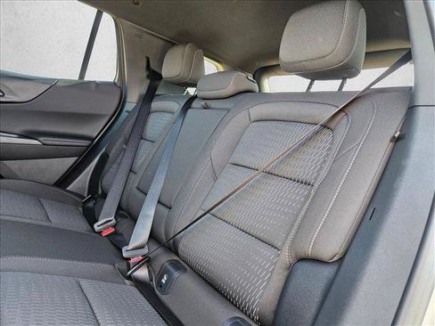 New 2027 Chevrolet Equinox LT FWD image 16