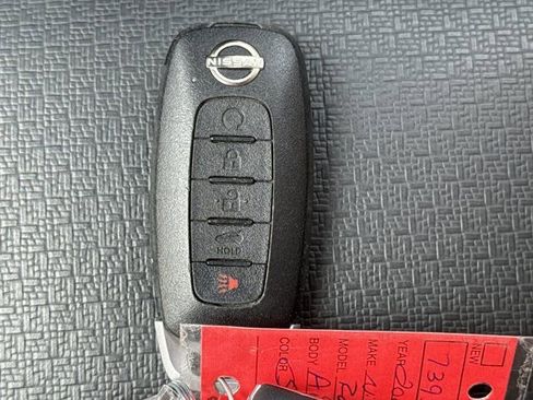 Used 2023 Nissan Rogue SV w/ SV Premium Package AWD/4WD image 27