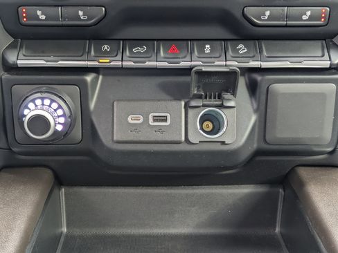 Used 2022 Chevrolet Silverado 1500 RST w/ Z71 Off-Road Package image 23