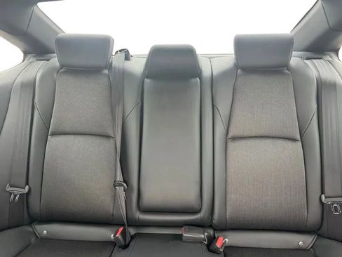 Used 2022 Honda Accord Sport image 18