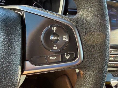 Used 2017 Honda CR-V EX image 19