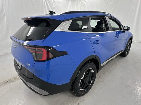 New 2026 Kia Sportage EX image 3