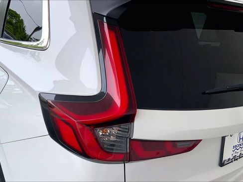 Used 2025 Honda CR-V EX image 28