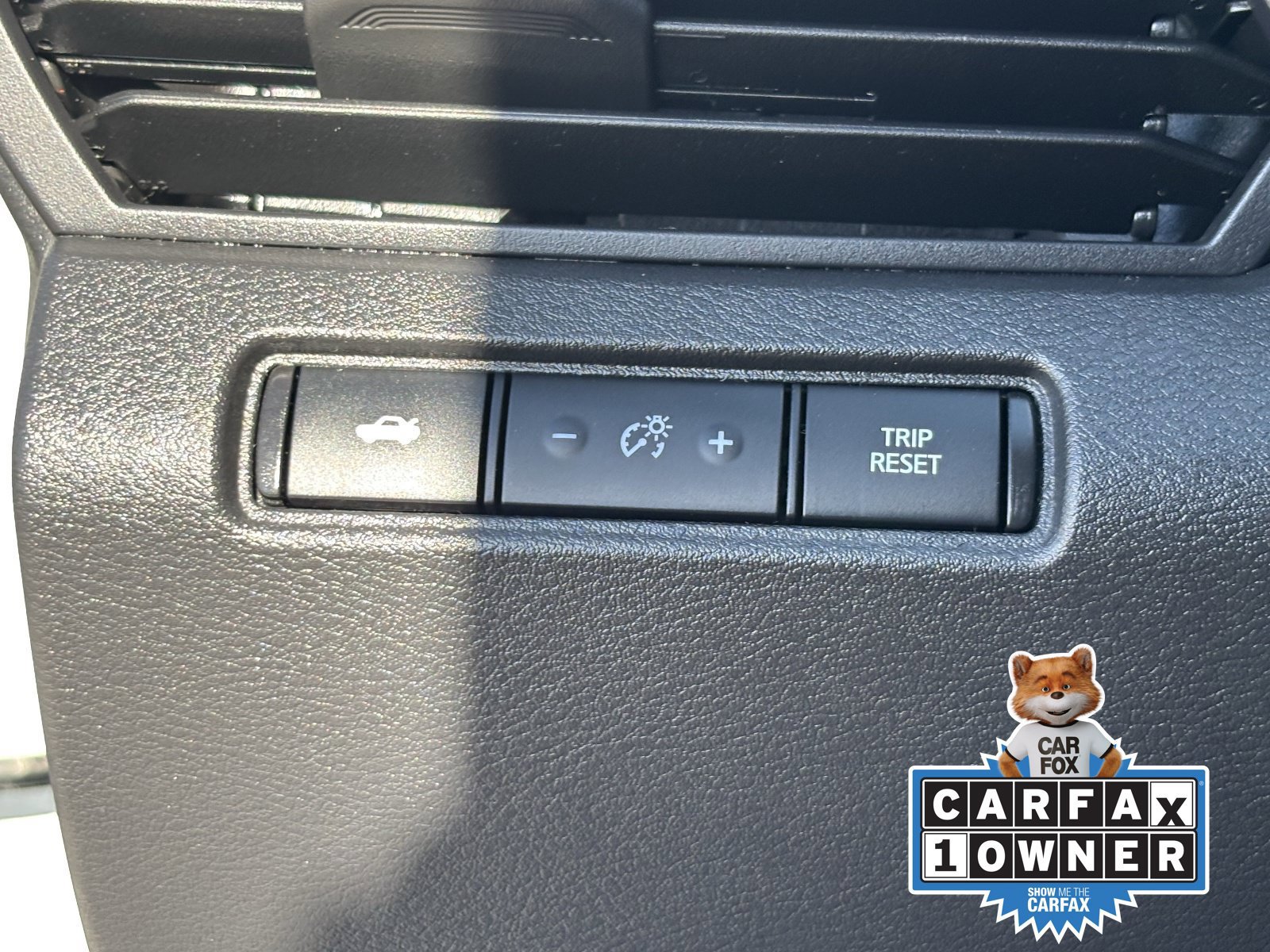 Certified 2025 Nissan Altima 2.5 SV AWD/4WD image 33