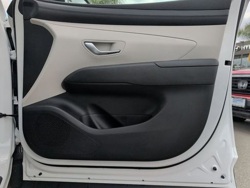 Certified 2025 Hyundai Tucson SEL FWD image 19