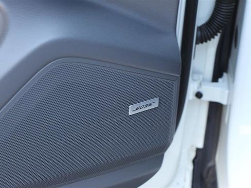 Used 2020 Porsche Cayenne image 13