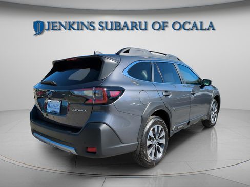New 2025 Subaru Outback Limited image 8