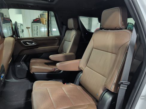 Used 2023 Chevrolet Tahoe High Country w/ Max Trailering Package AWD/4WD image 9