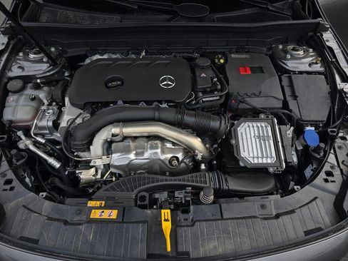 New 2026 Mercedes-Benz GLB 250 4MATIC image 10