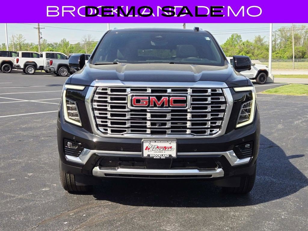 New 2026 GMC Yukon Denali w/ Denali Reserve Package AWD/4WD image 8