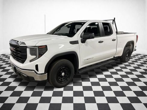 Certified 2023 GMC Sierra 1500 Pro w/ Pro Value Package image 5