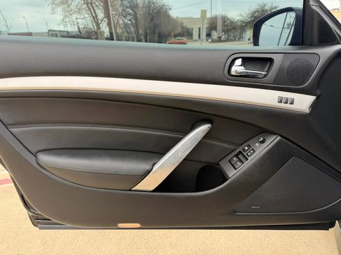Used 2008 INFINITI G37 Journey w/ Premium Pkg image 10