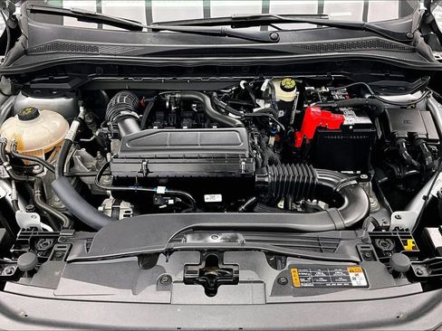Certified 2023 Ford Escape Active AWD/4WD image 10